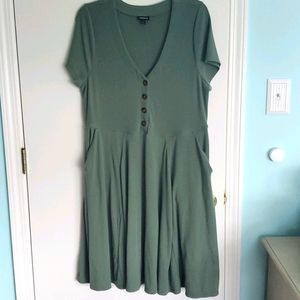 Torrid green midi dress